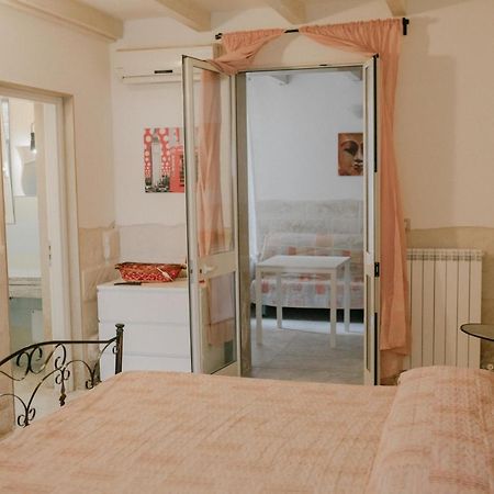 Le Camporelle In Citta Bed & Breakfast Lecce Luaran gambar
